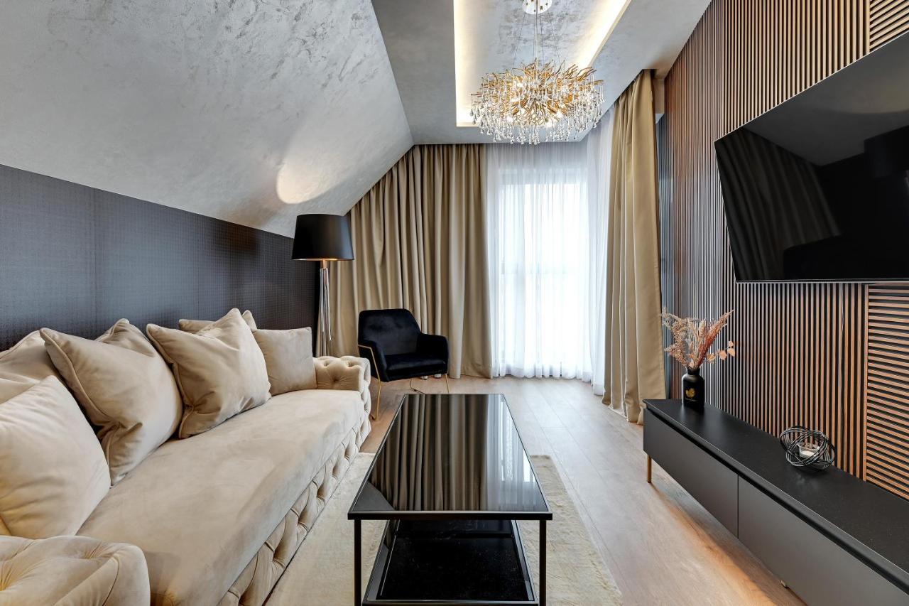 Granaria Deluxe & Riverside By Downtown Apartament *